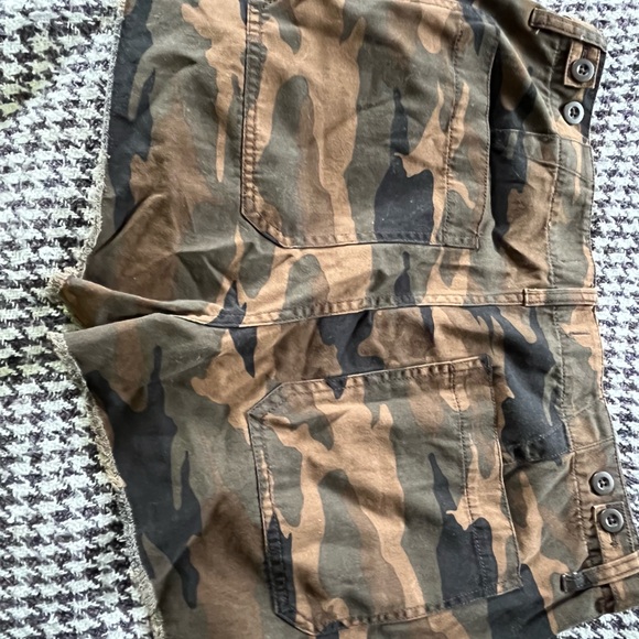 NWT Women’s Madewell cargo shorts - Picture 2 of 6